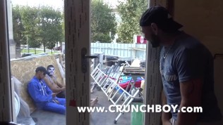 سكس سالب طيزه كبيرة يتناك نيك لواط من اتنين